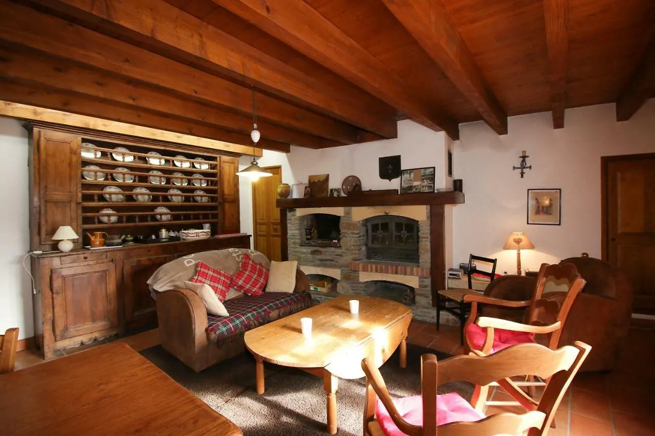 Holiday home Pyrenees Stone Mountain House Villa Bagneres-de-Luchon